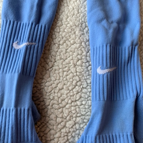Nike tall baby blue socks - Picture 2 of 3